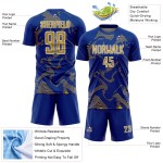 Maillot de sport personnalisé par sublimation Curve Lines Old Royal Soccer, uniforme doré et blanc Maillot de sport personnalisé par sublimation Curve Lines Old Royal Soccer, uniforme doré et blanc